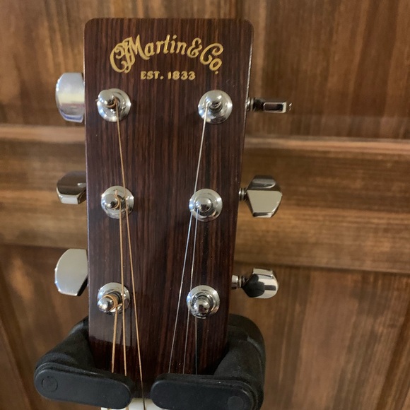 2002 Martin D-28 Six String Acoustic Electric Guitar with case - Picture 7 of 14